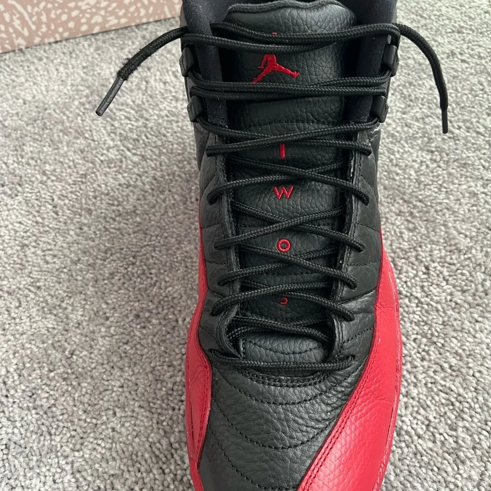 Pre owned Jordan 12 flu games (2016) in good condition. - Picture 7 of 12